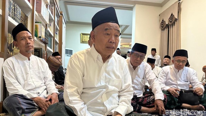 Ketua Jaringan Kiai Santri Nasional (JKSN) KH Asep Saifudin Chalim