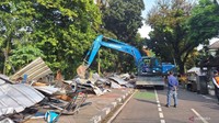 Pemkot Jaksel Mulai Bongkar Kios Pedagang di Pasar Barito Pemkot Jaksel Mulai Bongkar Kios Pedagang di Pasar Barito