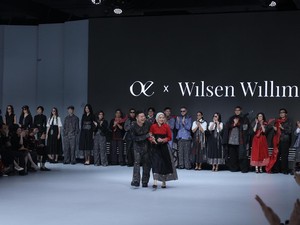 Show OE x Wilsen Willim 3.0, Chossy Latu Hingga Ivan Gunawan Jalan di Catwalk