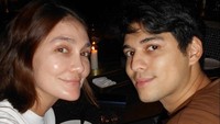Foto selfie Luna dan Maxime sebelum makan malam. Banyak netizen yang menebak mereka menginap di Amanjiwo, hotel mewah yang dulunya juga pernah diinapi David Beckham dan Victoria Beckham tahun 2007.
