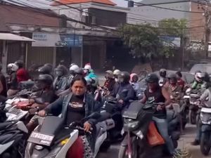 Simpang Marlboro-Gunung Salak Denpasar Macet Parah, Ini Penyebabnya
