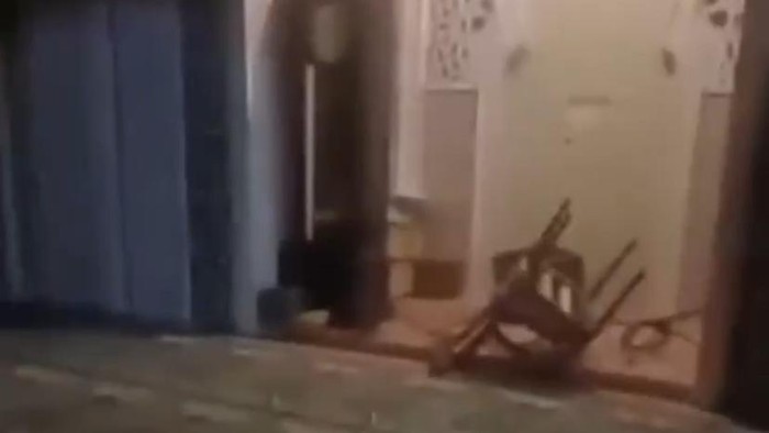 Masjid Baiturrahman di Desa Duren, Kecamatan Bandungan, Kota Semarang, diacak-acak orang tak dikenal.