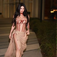 Dalam kesempatan itu, Megan itu mengenang masa syuting film yang melambungkan namanya. Ia mengaku kesulitan karena merasa tersesat dan marah karena perlakuannya di industri film, khususnya dari paparazzi. Foto: Instagram @diggzy