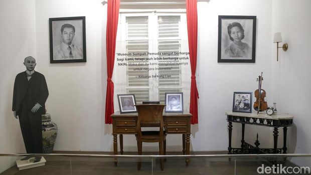 Melihat Museum Sumpah Pemuda Museum Sumpah Pemuda menjadi salah satu destinasi edukatif yang penuh nilai sejarah di Jakarta Pusat. Berlokasi di Jalan Kramat Raya No. 106, museum ini menyimpan jejak penting perjuangan pemuda Indonesia dalam merumuskan semangat persatuan yang tertuang dalam Sumpah Pemuda 28 Oktober 1928.
