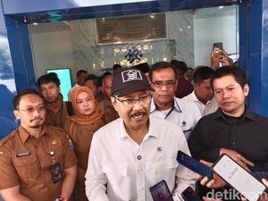 Datangi Bandung, Gus Ipul Pastikan Bansos-Sekolah Rakyat Tepat Tujuan