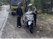 Banjir di Pantura Pati Bikin Banyak Motor Mogok