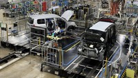Berkunjung ke Pabrik Daihatsu 'Karawang' di Kyoto Berkunjung ke Pabrik Daihatsu 'Karawang' di Kyoto
