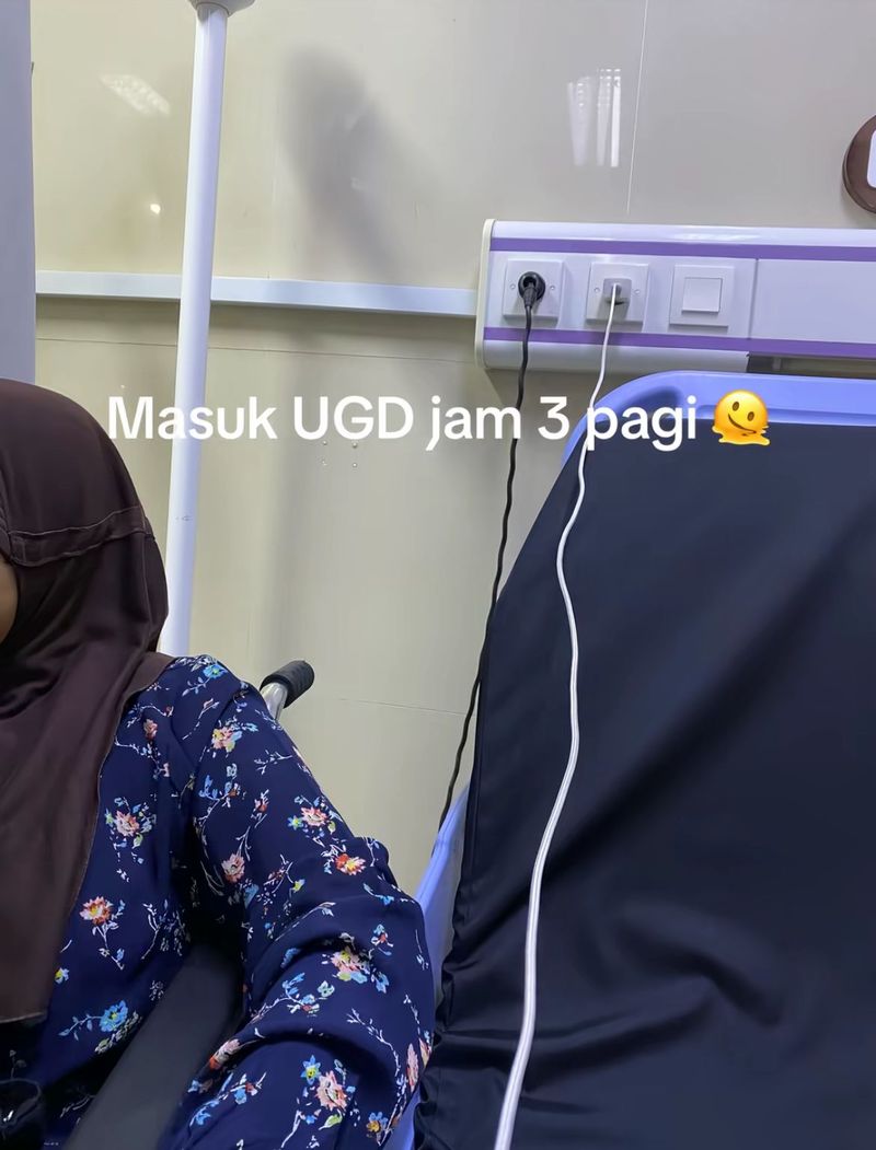 Pengantin Baru di Diagnosis Honeymoon Cystitis H+7 Nikah Momen bulan madu berubah drama! Pengantin baru didiagnosis Honeymoon Cystitis H+7 nikah. Unggahan tersebut langsung viral di media sosial.