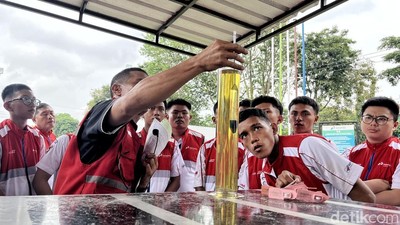 Serunya Siswa SMK di Palembang Ikut Program Pantau SPBU Pertamina
