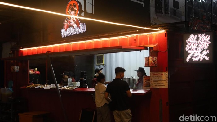 Potmala Suasana keramaian pelanggan di Potmala.Id, Minggu (26/10/2025). (Aryo Mahendro/detikBali).