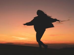 Ramalan Peruntungan Zodiak 21 Mei 2026, Libra Fokus Pada Diri Sendiri