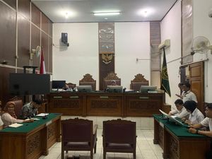 Hakim Juga Tolak Praperadilan Syahdan Husein-Muzzafar di Kasus Penghasutan