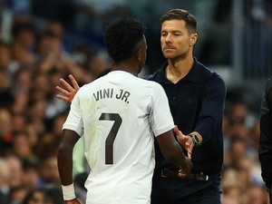 Tak Akur dengan Alonso, Vinicius Ingin Tinggalkan Madrid?