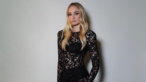 Jadi Sophie Turner bakal jadi pacar Chris Martin nih? Foto: Instagram Sophie Turner