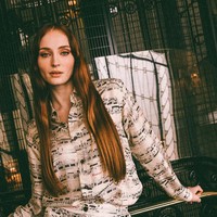 Sophie merupakan mantan istri Joe Jonas yang bercerai pada 2024 setelah empat tahun menikah. Dari pernikahan mereka, pemain ‘Trust’ itu dikaruniai dua orang anak. Foto: Instagram Sophie Turner