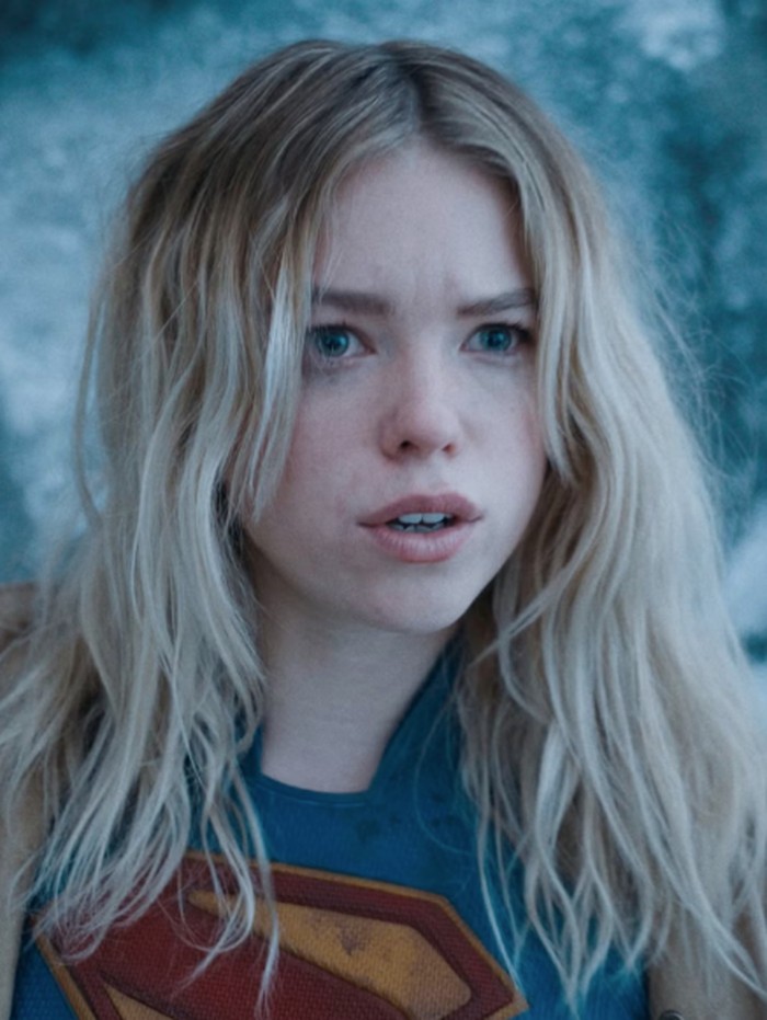 Penampilan Milly Alcock sebagai Supergirl.