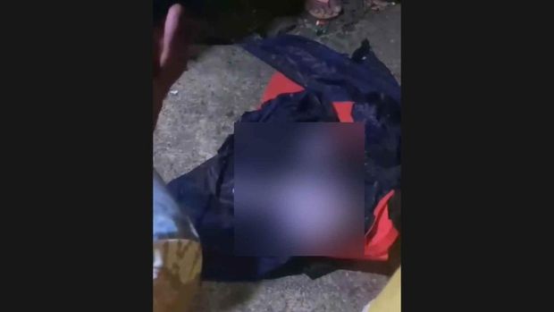 Tas ransel tempat ditemukannya mayat bayi dengan mulut dilakban di Karawang