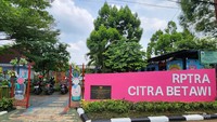 Lokasinya bersebelahan dengan RPTRA Citra Betawi Jagakarsa.