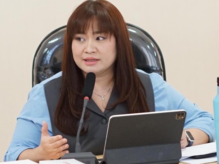 Anggota Komisi C DPRD Surabaya, Herlina Harsono Njoto Anggota Komisi C DPRD Surabaya, Herlina Harsono Njoto