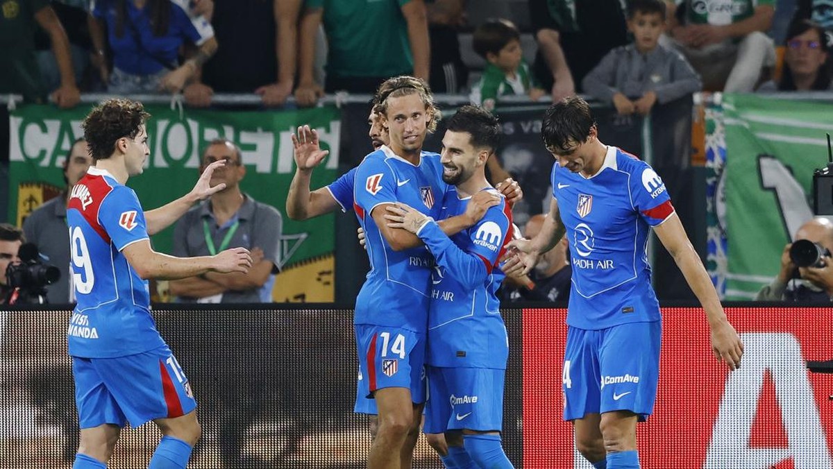Atletico Madrid akhirnya menang tandang juga musim ini. (REUTERS/Marcelo del Pozo)