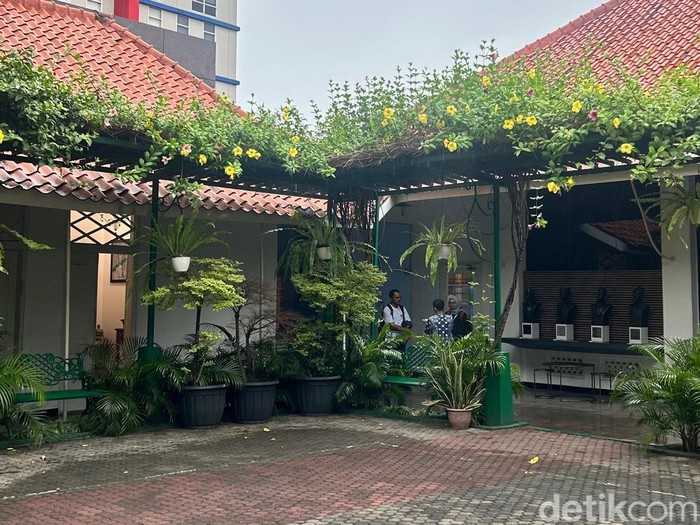 Bagian taman belakang Museum Sumpah Pemuda Bagian taman belakang Museum Sumpah Pemuda