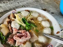 Heboh Bakso Babi di Yogyakarta hingga Kuliner Ekstrem Asal Bali
