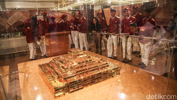 Bermain Sambil Belajar, Siswa Nikmati Wisata Edukatif di Museum BI