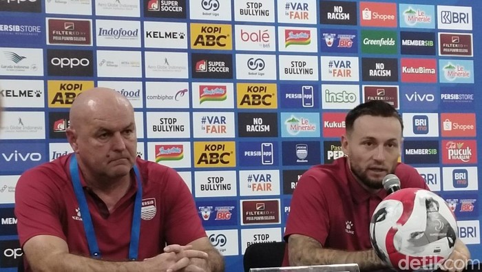 Bojan Hodak dan Marc Klok. Bojan Hodak dan Marc Klok.