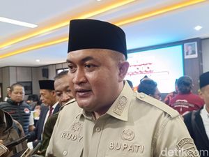 Warga Demo, Bupati Bogor Sebut Jalur Tambang Cigudeg-Rumpin Sudah Dianggarkan