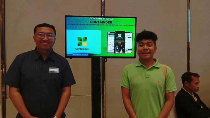 Containder alam acara Indo-Pacific Plastics Innovation Network di Hotel The Westin, Jl. H. R. Rasuna Said, Kuningan, Jakarta, Selasa (28/10). Containder alam acara Indo-Pacific Plastics Innovation Network di Hotel The Westin, Jl. H. R. Rasuna Said, Kuningan, Jakarta, Selasa (28/10).