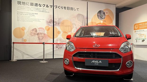 Daihatsu Ayla mejeng di Jepang Daihatsu Ayla mejeng di Jepang