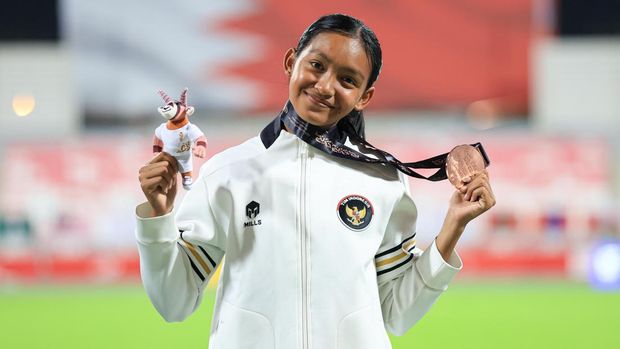 Gendis Aulia Syafitri, Asian Youth Games 2025 Atlet Atletik Gendis Aulia Syafitri yang mengukir prestasi di Asian Youth Games (AYG) 2025 dengan meraih medali perunggu.