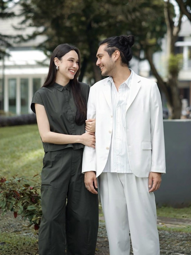 7 Foto Giorgino Abraham-Yasmin Napper, 4 Tahun Pacaran Beda Agama Kini Putus