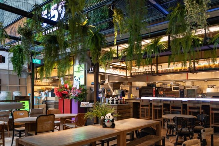 Gemas! Kafe Bertema Panda dari Chengdu Kini Hadir di Singapura