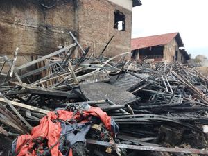 Kebakaran Gudang Dekorasi Pesta di Jaktim Padam, Begini Kondisinya