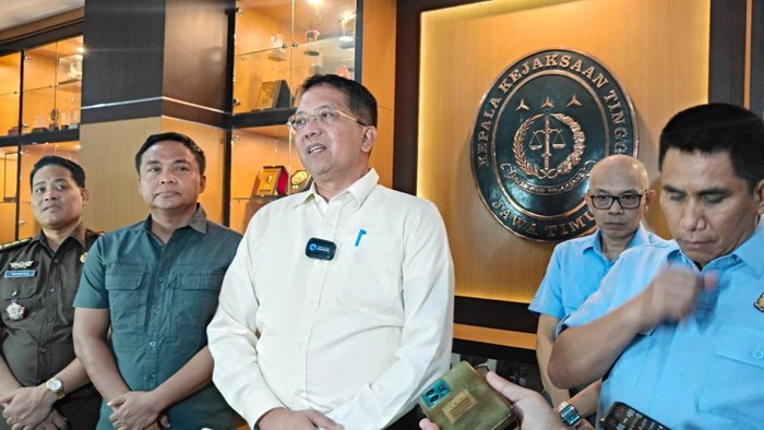 Kepala Kejati Jatim Kuntadi