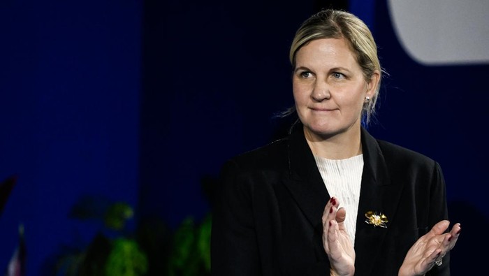 kirsty coventry ioc komite olimpiade internasional WORLD AQUATICS CHAMPIONSHIPS ARENA, SINGAPORE - 2025/07/29: Kirsty Coventry, International Olympic Committee president (IOC) attends the medal ceremony of the swimming 100m Backstroke Women Final during the 22nd World Aquatics Championships. (Photo by Andrea Staccioli/Insidefoto/LightRocket via Getty Images)
