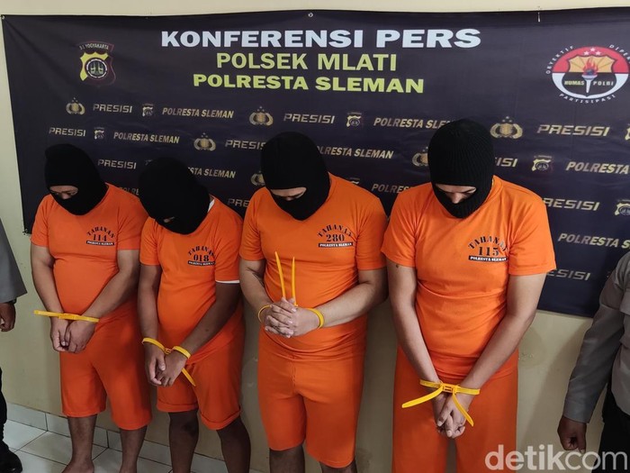 Sindikat Penjual Mobil Rental Modus BPKB Palsu Dibekuk di Sleman