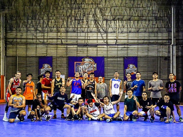 Match Basket Antar Ras? Cuma iMasyour League yang Berani Bikin! Match Basket Antar Ras? Cuma iMasyour League yang Berani Bikin!