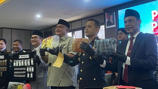 Konferensi pers kasus narkoba di Mapolres Bogor. (Dok. ist) Konferensi pers kasus narkoba di Mapolres Bogor. (Dok. ist)