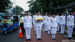 Macet Panjang Terjadi Saat Upacara Sumpah Pemuda di Kramat Macet Panjang Terjadi Saat Upacara Sumpah Pemuda di Kramat