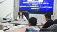 Tarif Internet Dinilai Mahal, Menkomdigi Minta Turunkan Harga ke APJII Tarif Internet Dinilai Mahal, Menkomdigi Minta Turunkan Harga ke APJII