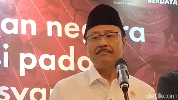 Kementerian Sosial mengaku telah mencoret lebih dari 600 ribu penerima bansos yang terlibat judi online. Namun menurut Mensos Saifullah Yusuf, pemerintah akan memberikan kesempatan kedua bagi yang benar-benar membutuhkan.