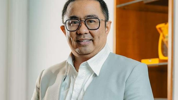 Miftah Sabri, Pendiri Akademi Kader Bangsa. Miftah Sabri, Pendiri Akademi Kader Bangsa.