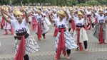 Ratusan Pelajar Padukan Semangat Sumpah Pemuda dalam Tari Jaipong Kolosal Ratusan Pelajar Padukan Semangat Sumpah Pemuda dalam Tari Jaipong Kolosal