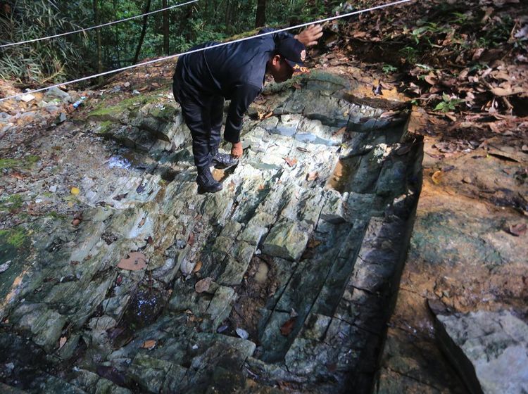 Penemuan 5.000 Ton Batu Giok Siap Percantik Masjid Agung di Aceh