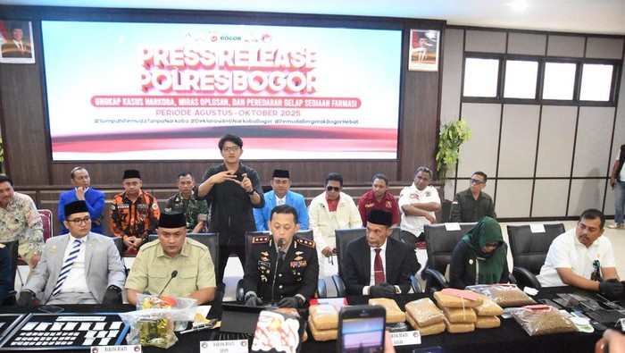 Polres Bogor Rilis Tersangka Kasus Narkoba