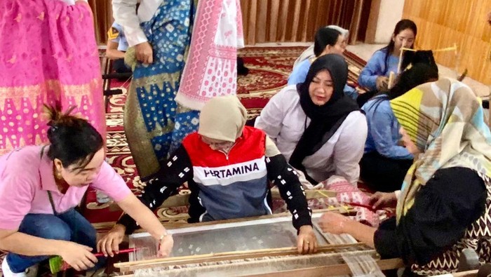 Program pemberdayaan di Lapas Perempuan Palembang oleh Pertamina. Program pemberdayaan di Lapas Perempuan Palembang oleh Pertamina.