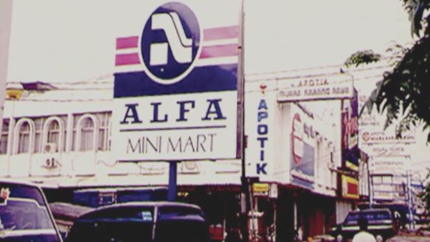 Suasana Alfa mart tahun 1999. (Dokumen Alfa Group/Youtube Momentum Talk) Suasana Alfa mart tahun 1999. (Dokumen Alfa Group/Youtube Momentum Talk)