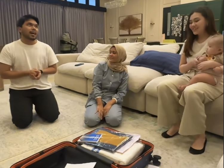 Masyaallah... Pengasuh Anak Thariq dan Aaliyah Sujud Syukur Diberangkatkan Umrah